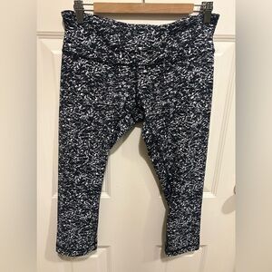 Lululemon cropped leggings